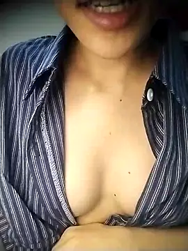 Miyumi1137 online show from April 1, 1:41 pm