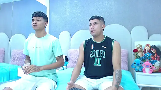 party duo playboy online show from March 29, 2:33 am