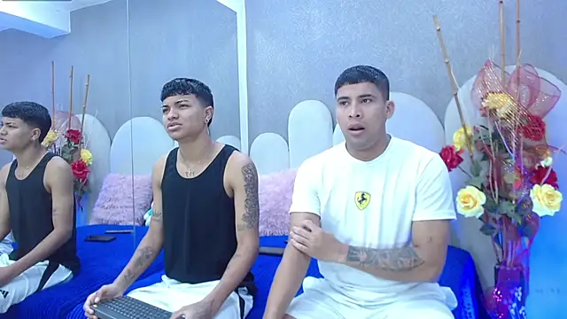 party duo playboy online show from April 17, 3:20 am