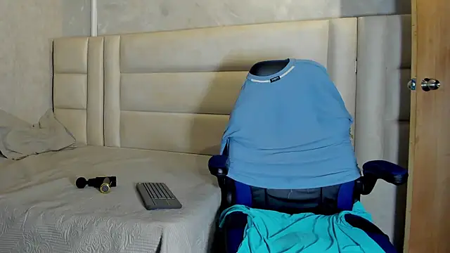 Dark lennox online show from April 8, 12:43 am