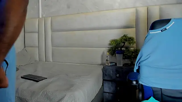 Dark lennox online show from April 13, 11:27 am