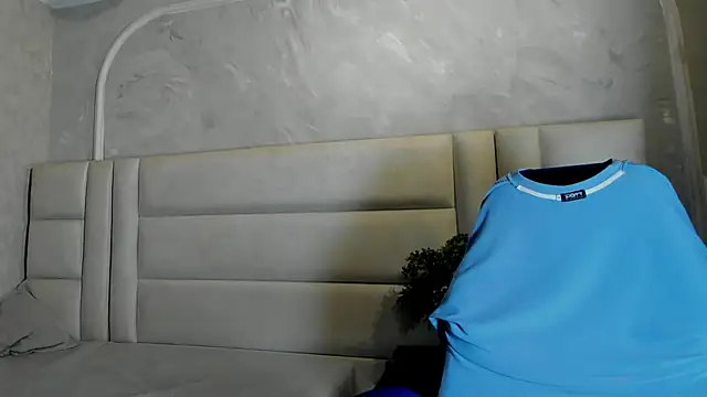 Dark lennox online show from April 14, 12:00 pm