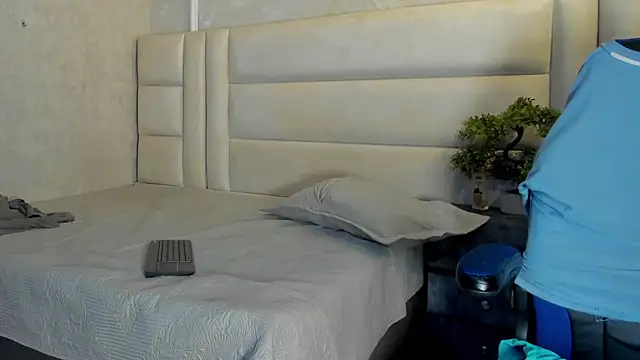 Dark lennox online show from April 15, 9:04 pm