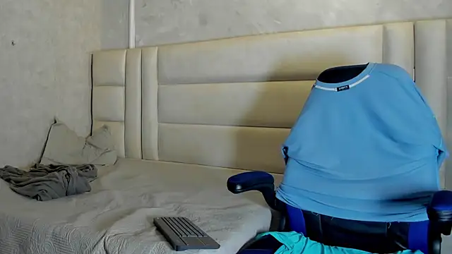 Dark lennox online show from April 16, 10:56 pm