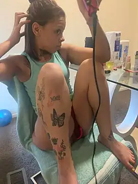 Honeyy bunzzxoxo online show from April 4, 11:13 pm