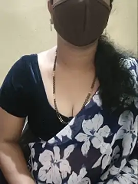 Snapshot of Latha_lovely chatting on June 19, 3:55 am Latha lovely online show from June 19, 3:55 am