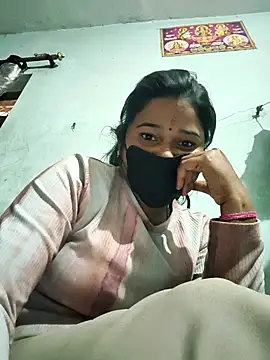 Hotmyfigure online show from March 28, 9:42 am