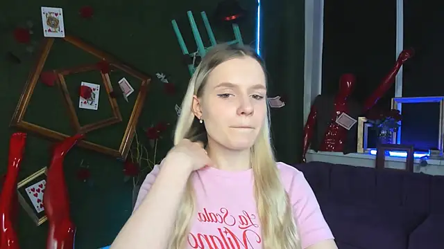 SherriButlers online show from April 8, 9:09 am