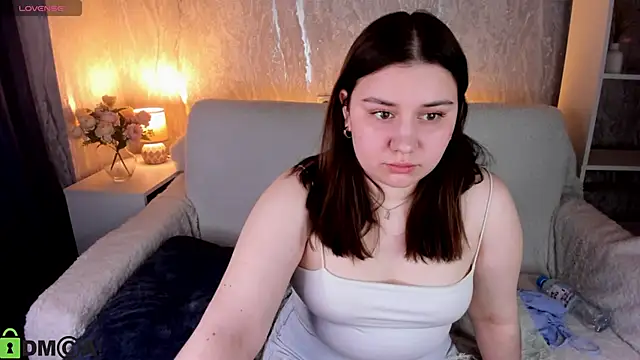 Maya Raay online show from April 5, 1:14 am