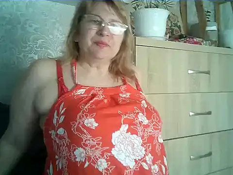 Alina-malina66 online show from May 15, 1:07 pm