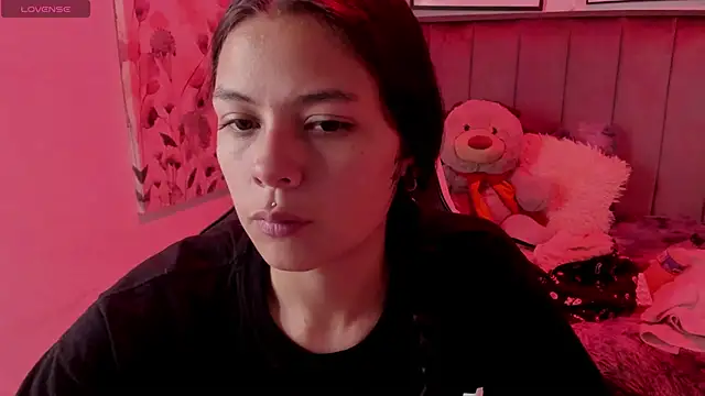 Kikii 1 online show from April 9, 2:44 am