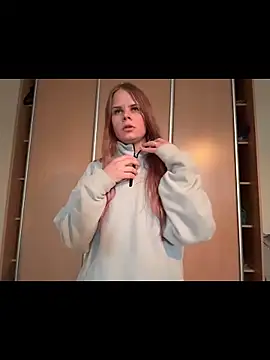 MaryMathews online show from March 29, 9:42 am