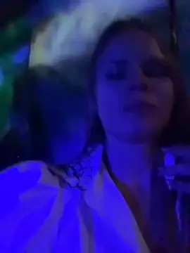 MaryMathews online show from April 17, 10:57 pm