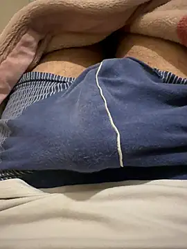 shyyyyy0 online show from March 27, 4:18 am