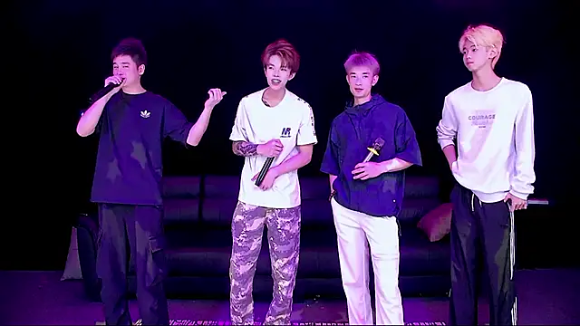 Gayboy-000001 online show from April 5, 12:46 pm