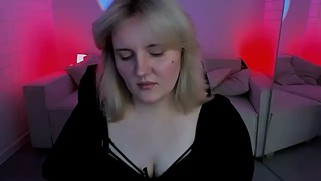 KathyBriggs online show from April 4, 5:27 am