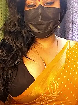 Snapshot of Anushka_flower chatting on May 24, 4:39 am Anushka flower online show from May 24, 4:39 am