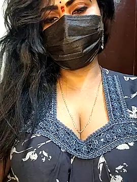 Snapshot of Anushka_flower chatting on May 28, 5:43 pm Anushka flower online show from May 28, 5:43 pm