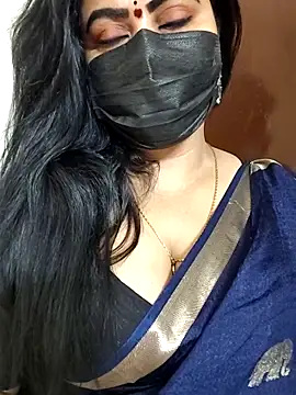 Snapshot of Anushka_flower chatting on June 1, 2:57 am Anushka flower online show from June 1, 2:57 am