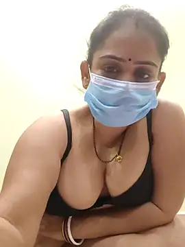 Snapshot of sonalidey5564 chatting on August 1, 5:56 pm sonalidey5564 online show from August 1, 5:56 pm