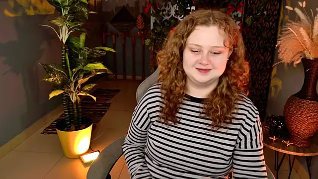 SaraSweetness online show from April 9, 9:36 am