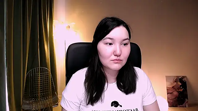 CamilaMartiez online show from April 3, 12:58 pm