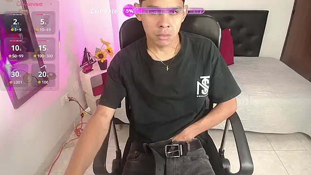 KingAdrian  online show from April 11, 1:04 pm