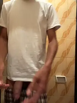 KingAdrian  online show from April 13, 4:18 am