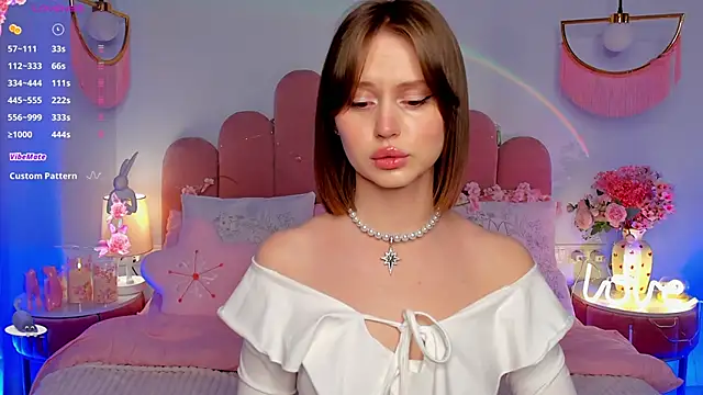 MariLew online show from April 18, 5:22 am