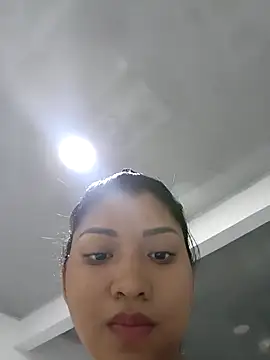 zoe tamara online show from April 12, 10:37 pm