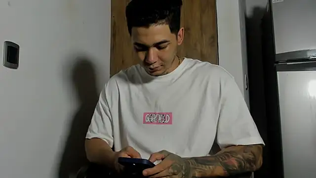 Ares God  online show from April 16, 2:12 am