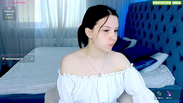 DarkAdelina online show from April 17, 9:45 am