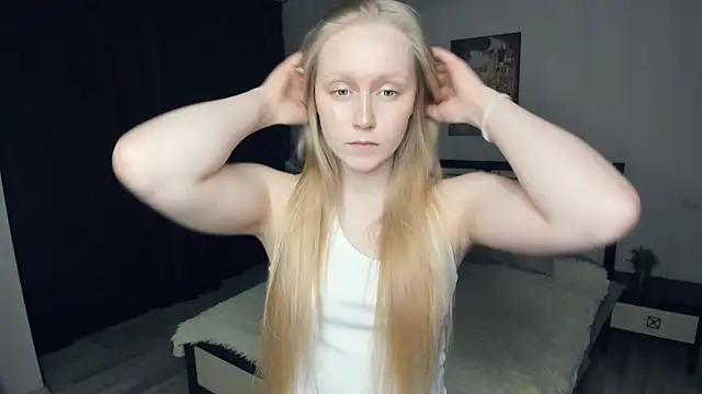 VestaBowmer online show from April 4, 7:33 pm