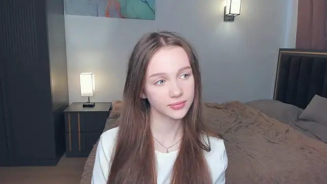 SharriSang online show from April 2, 7:06 am