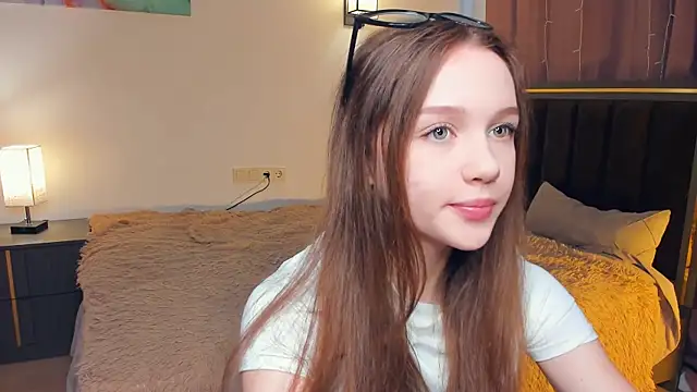 SharriSang online show from April 15, 7:15 am