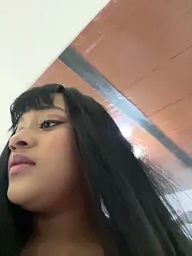 Saraa M online show from April 14, 5:19 pm