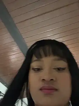 Saraa M online show from April 16, 6:52 pm