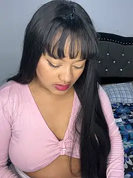 Saraa M online show from April 16, 9:39 pm