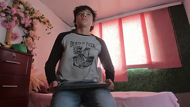 Max gold online show from April 4, 3:53 pm