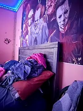 023thickandjuicy07 online show from April 1, 4:37 pm