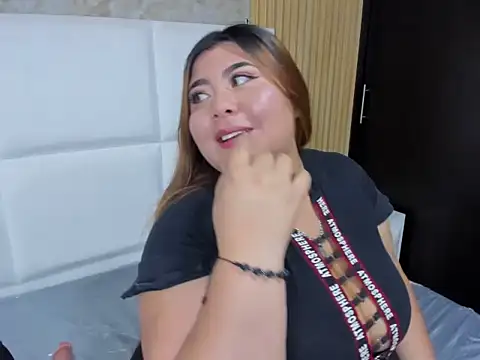 TiffanyMonrowHL online show from March 31, 1:22 pm