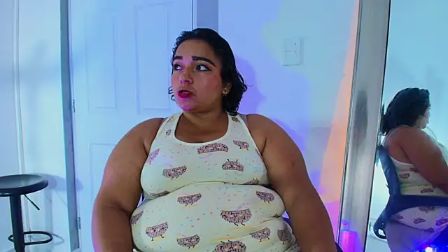 Samantha chubby online show from April 16, 4:02 am