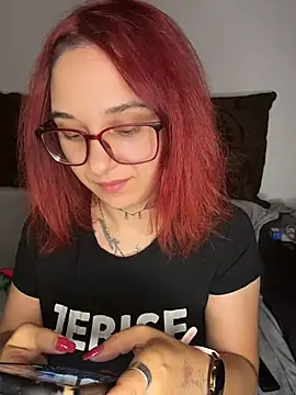 jebise23 online show from June 4, 7:31 pm