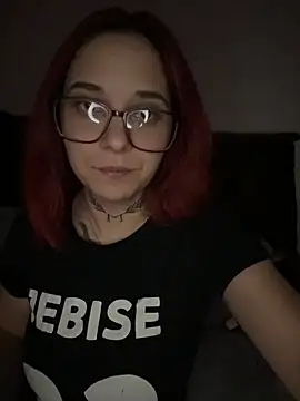 jebise23 online show from June 15, 9:06 pm