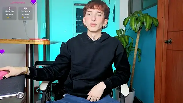 Nathan twink online show from April 29, 6:39 am