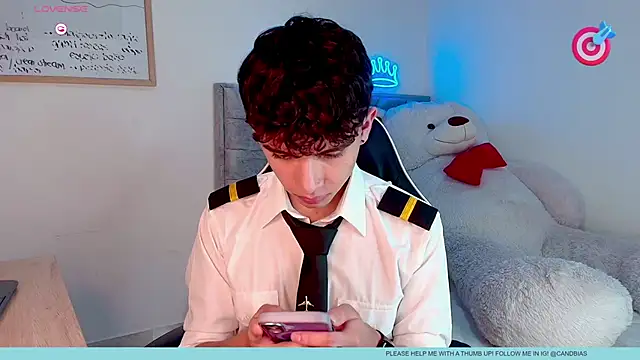 niico prince online show from April 8, 9:15 pm