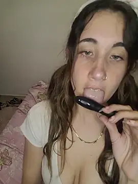 AlissonDavenport online show from April 1, 2:23 am