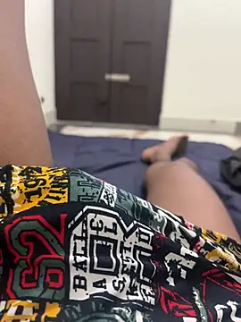 like a nud online show from April 17, 5:05 pm