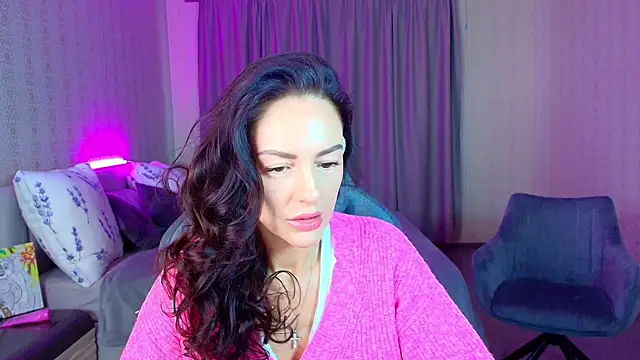 MalenaBelucci  online show from April 8, 7:52 am