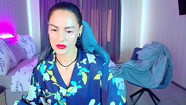 MalenaBelucci  online show from April 9, 8:20 am